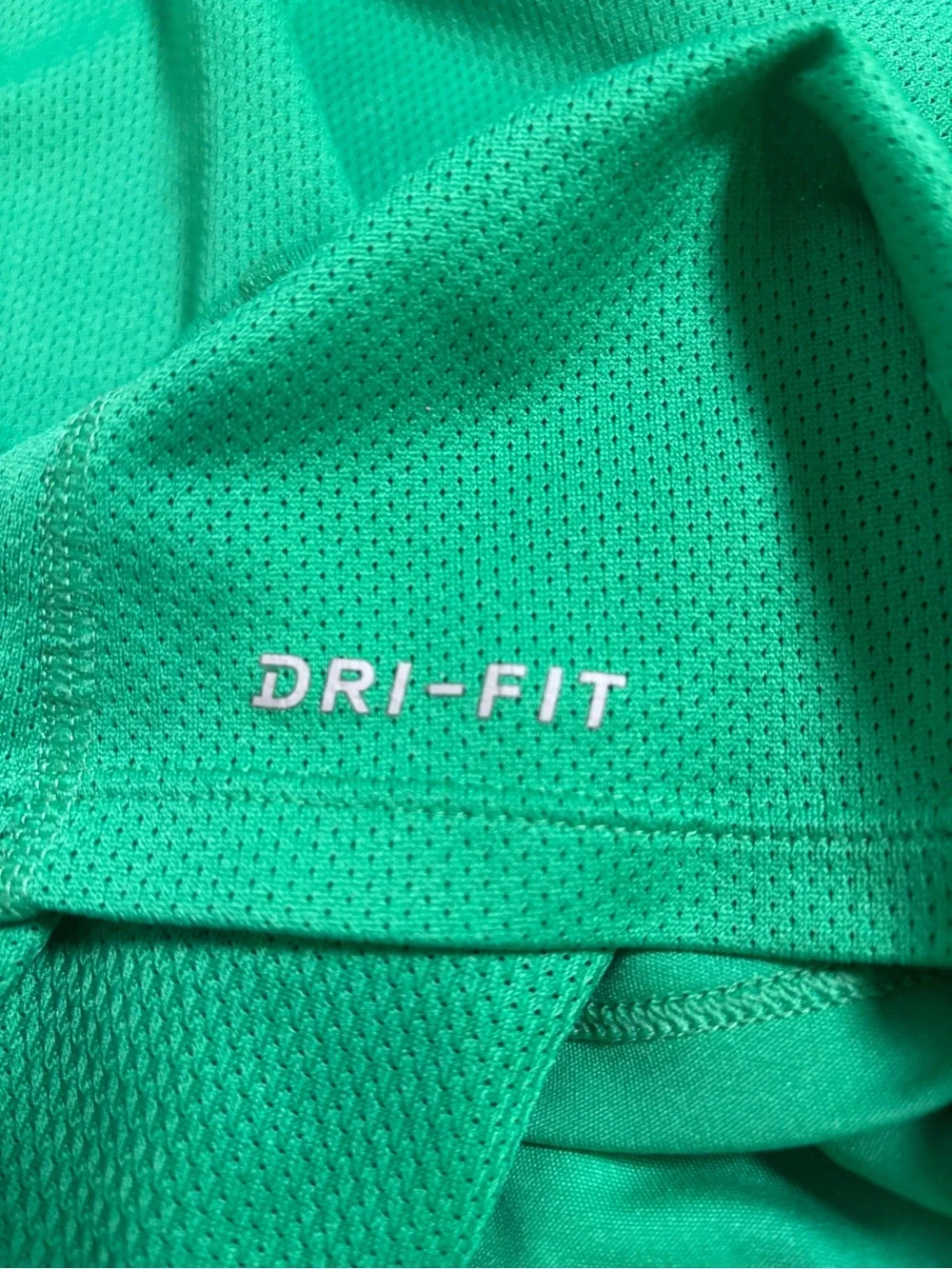 Nike Dri-FIT Emerald Green Running Top Women’s Large Mesh Vent Athletic Tee